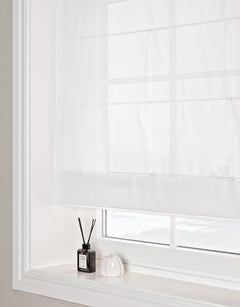 Transparent hissgardin Viska vit med lina